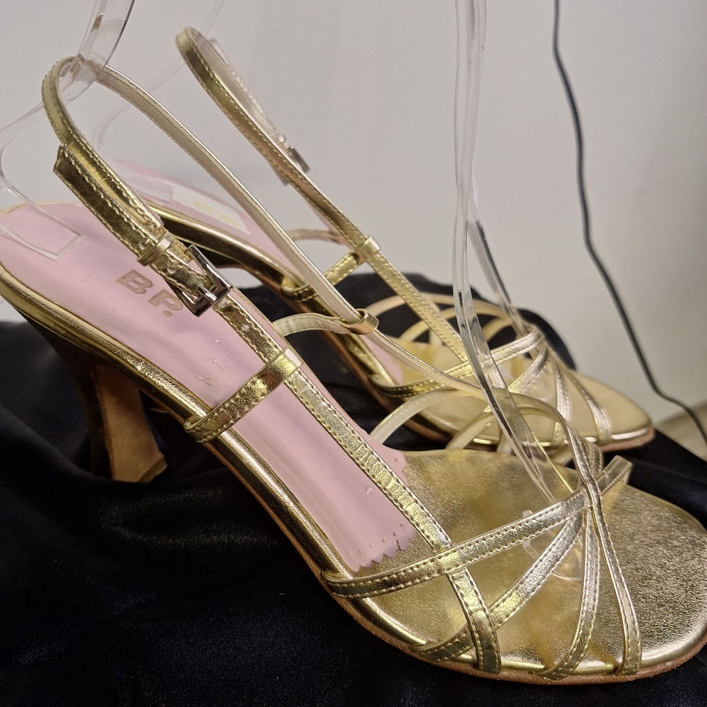 B P Bold Strappy Women's 3"Heels Size 8 - Picture 3 of 8